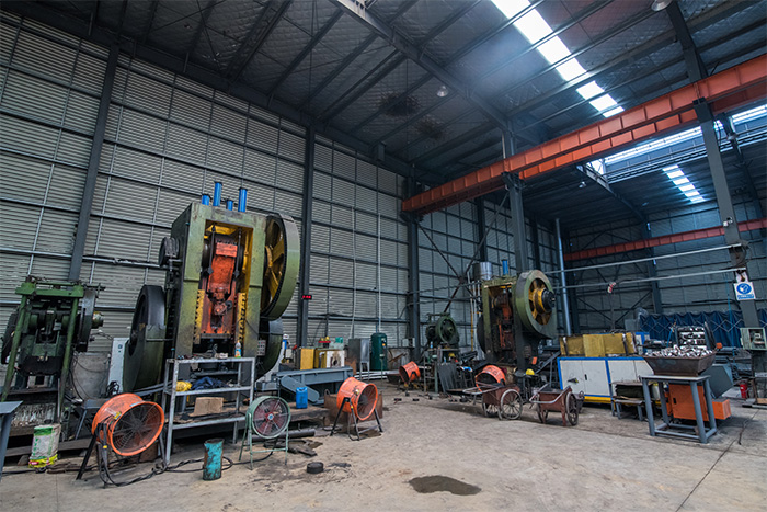 呼和浩特网架配件-锥头加工车间